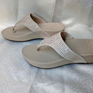 Vionic naples platform sandals